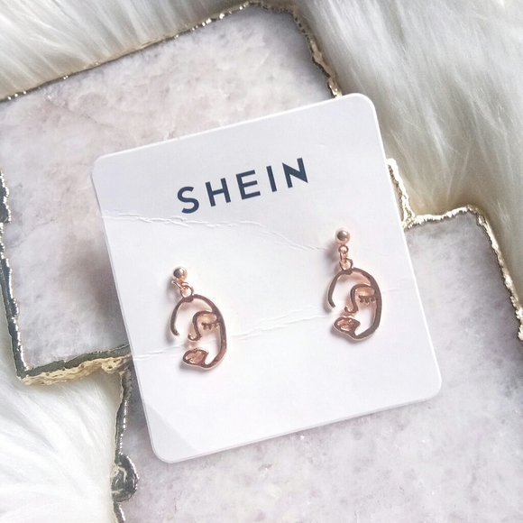 SHEIN Jewelry - Minimalistic Abtract Face Earrings